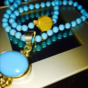 Vintage Miriam Haskell necklace - blue glass beads